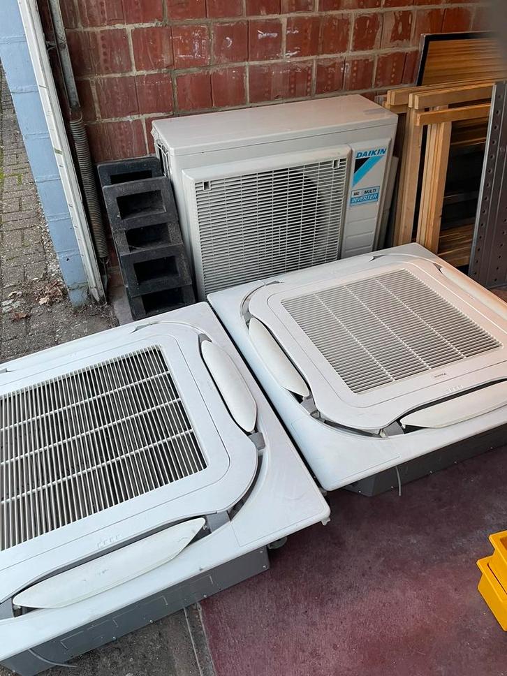 Warmtepomp Airco Daikin - buitenunit + 2 binnenunits, Doe-het-zelf en Bouw, Verwarming en Radiatoren, Gebruikt, Overige typen