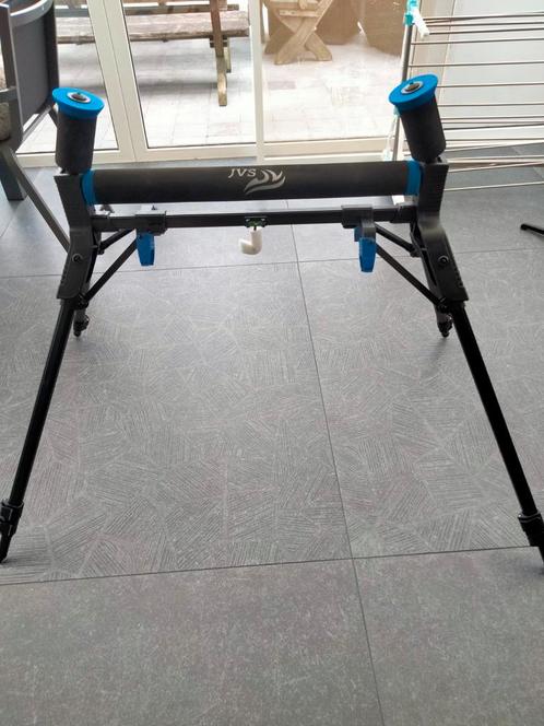 Nieuw JVS maxr  afsteekroller met tas, Watersport en Boten, Hengelsport | Witvissen, Nieuw, Vaste hengel, Ophalen of Verzenden