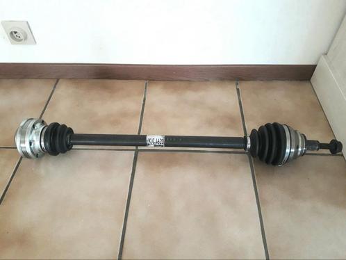 Aandrijfas Recht Voor / AUDI A3-Q3-VW Golf 5-6-SKODA Octavia, Auto-onderdelen, Remmen en Aandrijving, Audi, Volkswagen, Skoda