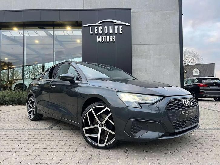 Audi A3 A3 30 TFSI Berline S-Tronic Sportzetels/Camera/..., Auto's, Audi, Te koop, A3, ABS, Achteruitrijcamera, Adaptive Cruise Control