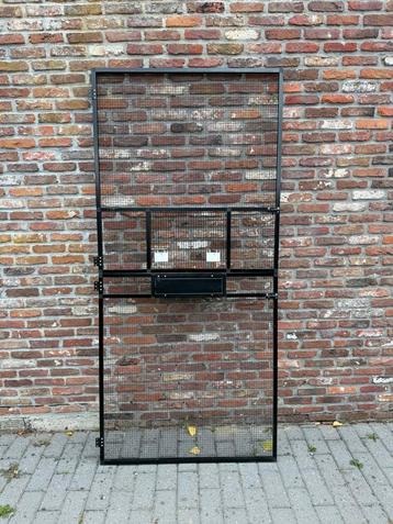 Fronten volière aluminium beschikbaar voor biedingen