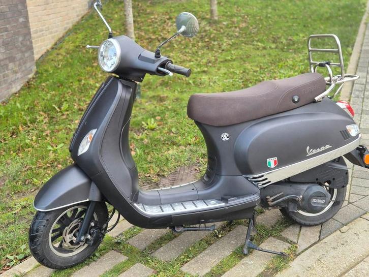 Scooter 125cc turbho, Vélos & Vélomoteurs, Scooters | Marques Autre, Utilisé, Essence, Enlèvement