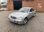 MERCEDES C180 KOMPRESSOR 1.8 BENZINE | AIRCO | AUTOMAAT, Auto's, Stof, Zwart, 1799 cc, Bedrijf