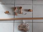 Houten gordijnroede met accessoires, Ophalen