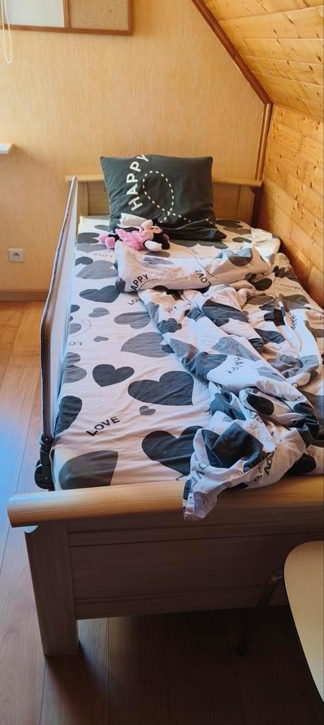 Gratis Complete 1 persoonsslaapkamer, Huis en Inrichting, Slaapkamer | Complete slaapkamers, Zo goed als nieuw, Ophalen