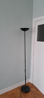 Lampe, Huis en Inrichting, Lampen | Vloerlampen, 150 tot 200 cm, Gebruikt, Moderne, Metaal