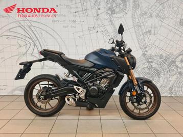 Honda CB125R (bj 2024) beschikbaar voor biedingen