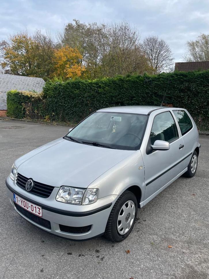Polo Volkswagen - 1999 - 107000km, Auto's, Volkswagen, Particulier, Polo, Benzine, Euro 2, 3 deurs, Handgeschakeld, Zilver of Grijs