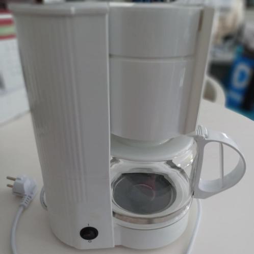 Koffiezetapparaat, Elektronische apparatuur, Koffiezetapparaten, Zo goed als nieuw, Gemalen koffie, Koffiemachine, 10 kopjes of meer