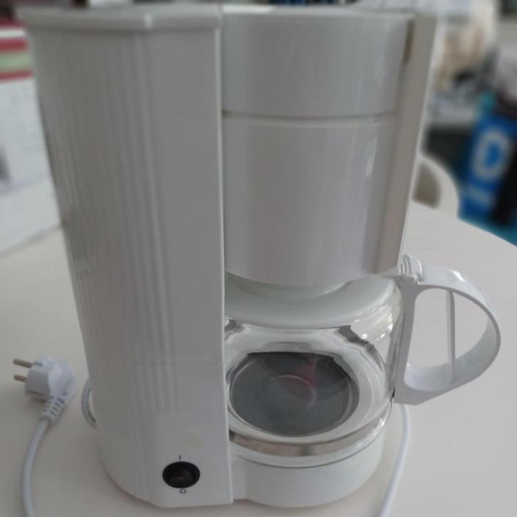 Koffiezetapparaat, Elektronische apparatuur, Koffiezetapparaten, Zo goed als nieuw, Gemalen koffie, Koffiemachine, 10 kopjes of meer
