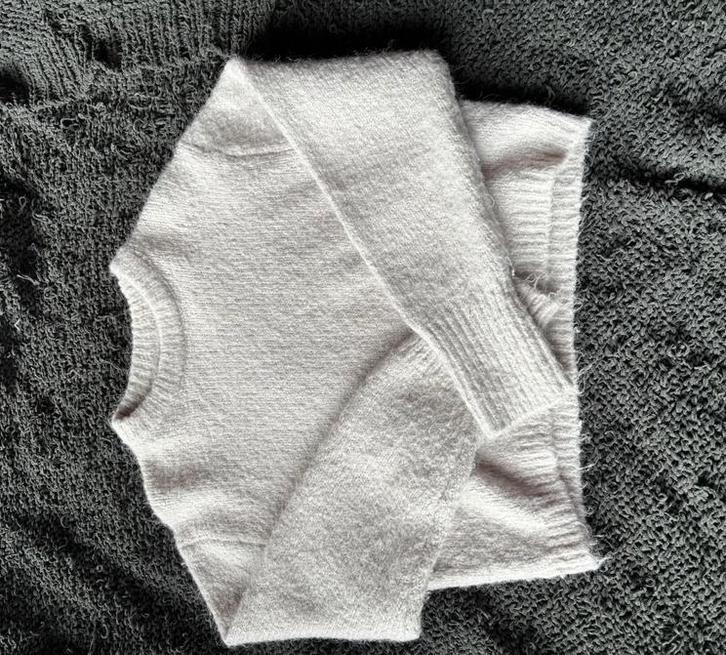 Off white trui Zara, Kleding | Dames, Overige Dameskleding, Zo goed als nieuw, Verzenden