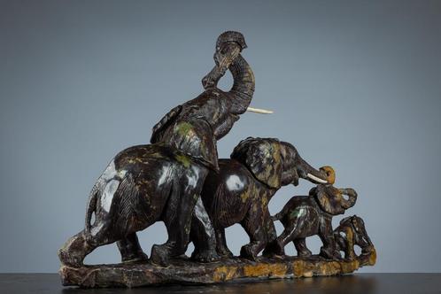 E. Chirume - Vier olifanten, Antiek en Kunst, Kunst | Beelden en Houtsnijwerken, Ophalen of Verzenden