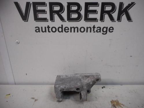 DYNAMOSTEUN BOVEN Volkswagen Golf II (19E) (030903143), Auto-onderdelen, Ophanging en Onderstel, Volkswagen, Gebruikt
