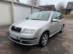 Skoda fabia KLIMA 1.9 diesel année 2005 avec 290.000km, Autos, Argent ou Gris, Achat, Boîte manuelle, 5 portes
