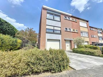 Maison à vendre à Mouscron, 3 chambres beschikbaar voor biedingen