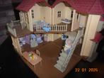 La grande maison sylvanian family (avec 4personnages et meub, Kinderen en Baby's, Speelgoed | Poppenhuizen, Ophalen of Verzenden