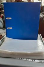 Classeur A4 anneau levier + 136 chemises plastique, Enlèvement ou Envoi, Comme neuf