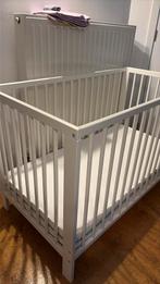 Babybed en matras, Kinderen en Baby's, Babywiegjes en Ledikanten, Ophalen, Zo goed als nieuw