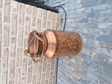 Oude melkbus verkoperd. beschikbaar voor biedingen