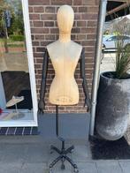 vintage torso buste paspop op standaard met wieltjes, Kleding | Dames, Overige Dameskleding, Ophalen of Verzenden