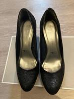 Pumps Tamaris maat 40, Vêtements | Femmes, Chaussures, Tamaris, Escarpins, Comme neuf, Enlèvement