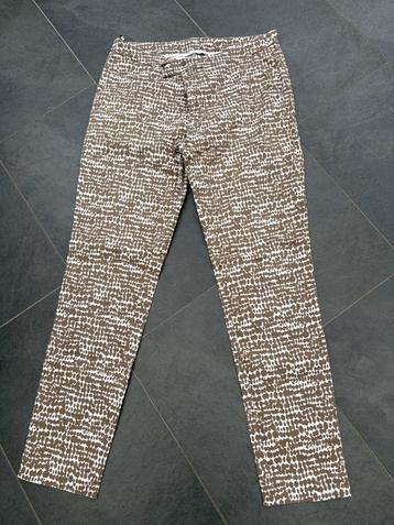Mooie broek Xandres mt 44 beschikbaar voor biedingen