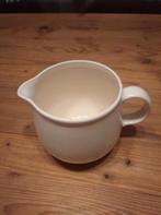 Grote roomkleurige melkkan uit de DDR., Ophalen of Verzenden, Zo goed als nieuw