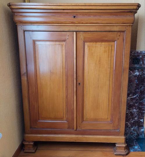 Ancien meuble de famille en bois massif, Antiek en Kunst, Antiek | Meubels | Kasten