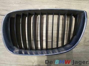 Grill links zwart chroom BMW 1-serie E81 E87  51137077129 beschikbaar voor biedingen