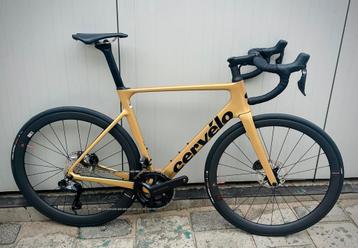 Gloednieuwe Cervelo Soloist ultegra di2 12s Maat 54 en 56 beschikbaar voor biedingen
