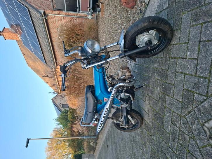 Zenua dax 50cc met papieren, Fietsen en Brommers, Brommers | Overige merken, Zo goed als nieuw, Ophalen