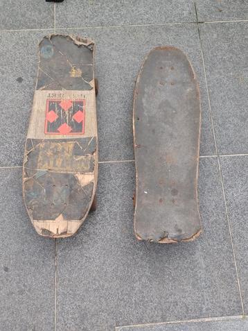 Vintage skate boarden 80s