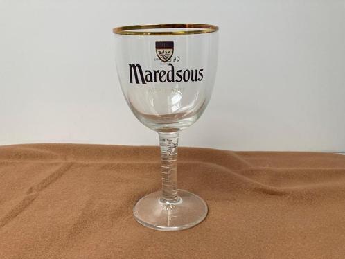 Set van 6 Maredsous kelk- of bierglazen – stijlvol met goude, Huis en Inrichting, Keuken | Servies, Zo goed als nieuw, Glas of Glazen