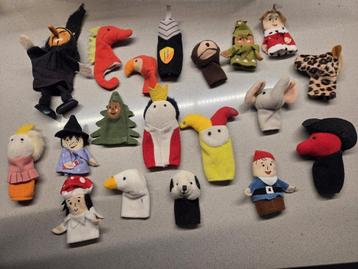 19 vingerpopjes.  beschikbaar voor biedingen