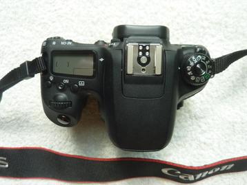 Canon EOS 77D beschikbaar voor biedingen
