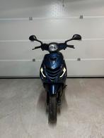 Piaggio Zip A- Klasse 4 - takt in zeer nette staat, Fietsen en Brommers, Ophalen