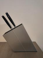 Messenblok, Enlèvement