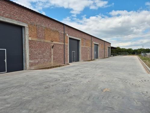Nieuwbouw magazijn/opslag 9630 zwalm te huur 600 euro/140 m2, Zakelijke goederen, Bedrijfs Onroerend goed, Huur