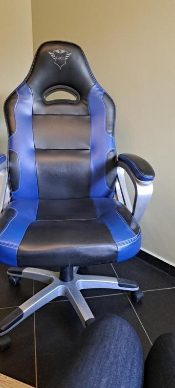 chaise de bureau gamer  beschikbaar voor biedingen