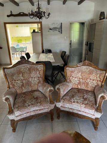 Fauteuils Louis XV beschikbaar voor biedingen