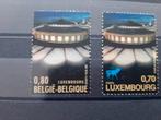 3677** samen met de Luxemburgse zegel "rotonde- Luxemburg", Postzegels en Munten, Postzegels | Europa | België, Orginele gom, Zonder stempel