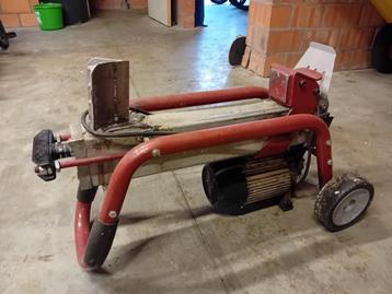 Kliefmachine  beschikbaar voor biedingen