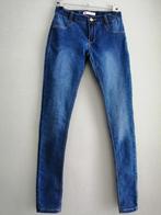mooie blauwe jeansbroek Levi's  Super Skinny maat 14 jaar, Comme neuf, Fille, Enlèvement ou Envoi, Pantalon