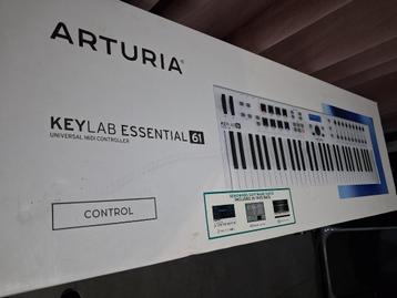 Arturia - keylab essential 61 midi keyboard beschikbaar voor biedingen
