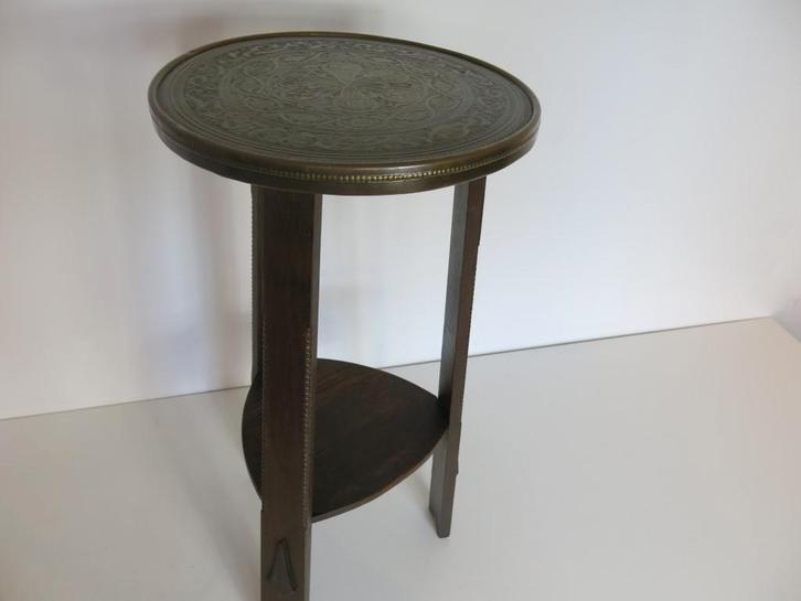 Table d'appoint en bois et laiton pour école d'Amsterdam, Maison & Meubles, Tables | Tables d'appoint, Utilisé, Enlèvement ou Envoi