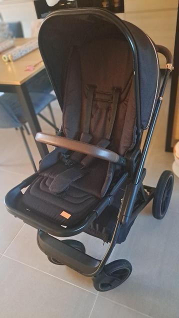 Kwalitatieve buggy met draagwieg merk Qute beschikbaar voor biedingen