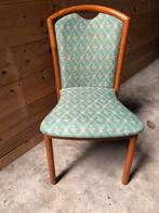 Lot 60 stapelbare nostalgische horeca of restaurant stoelen, Ophalen