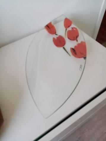 Schaal in glas met tulpen " Can " beschikbaar voor biedingen