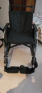 Fauteuil roulant pliable avec repose-pieds amovibles, Divers, Enlèvement, Comme neuf