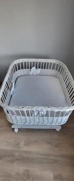 Wiegje voor een tweeling, Ophalen, Zo goed als nieuw, Wieg